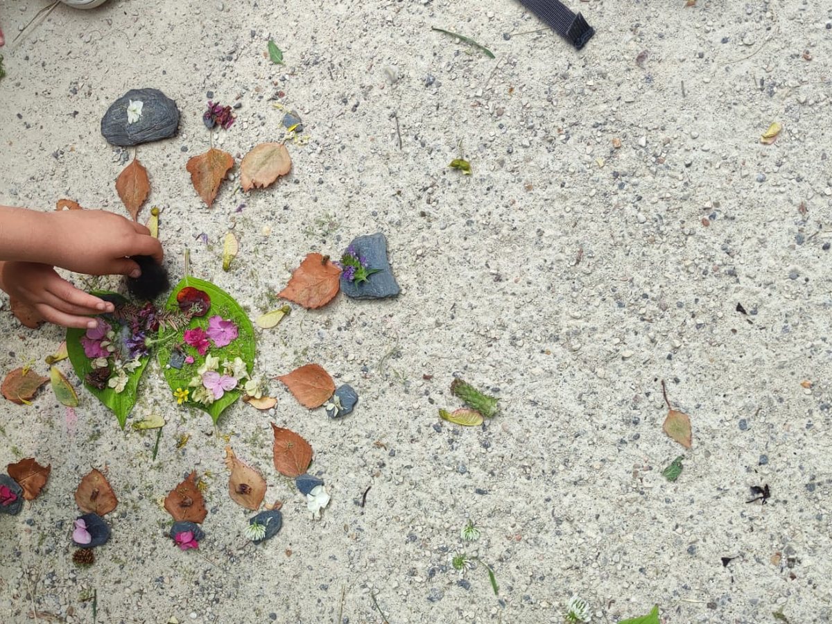 Œuvre éphémère réalisée pendant un atelier Land Art