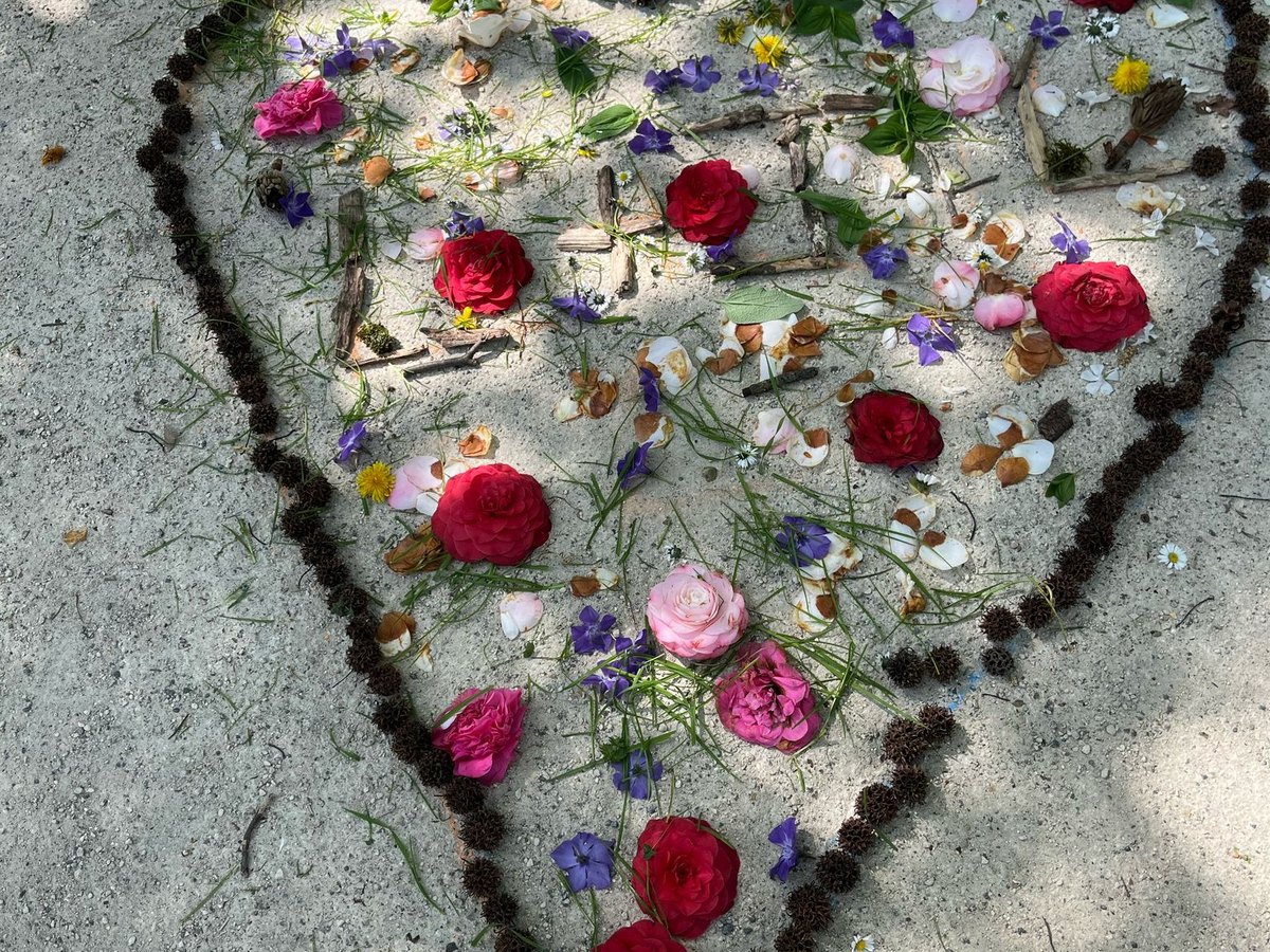 Création naturelle réalisée lors d’un atelier Land Art